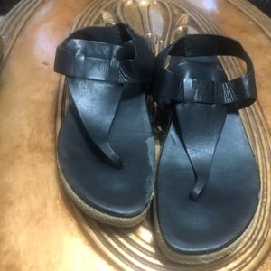 Vince size 8